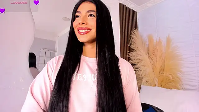 Snapshot of IsabelleFoxx_ chatting on February 1, 2026, 10:30 pm IsabelleFoxx online show from February 1, 2026, 10:30 pm