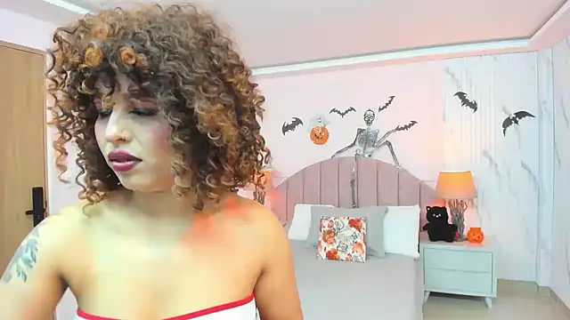 MadelaineJones online show from October 27, 2025, 8:13 pm