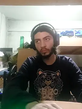 Snapshot of kleineid77 chatting on February 15, 2025, 3:39 pm kleineid77 online show from February 15, 2025, 3:39 pm