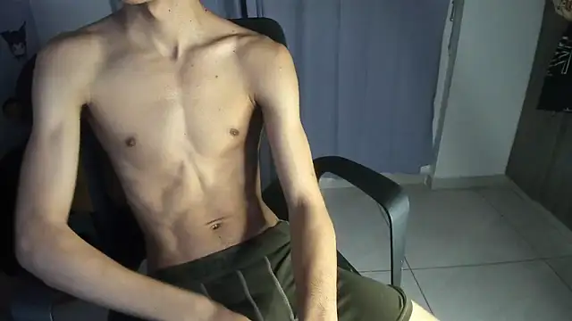 isaaclatino online show from October 24, 2025, 11:23 pm