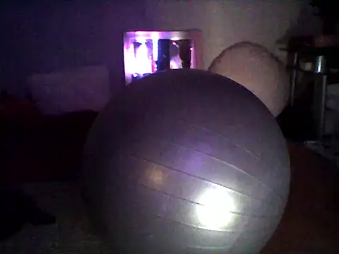 Snapshot of JessicaFitney chatting on February 18, 2025, 7:43 am JessicaFitney online show from February 18, 2025, 7:43 am