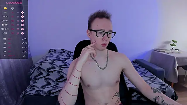 Alex silents online show from February 14, 2025, 10:38 am