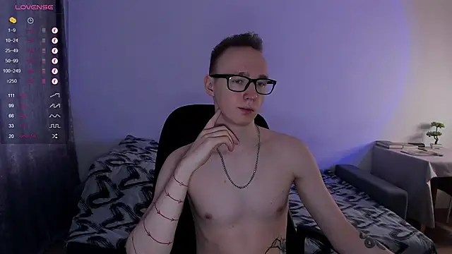 Alex silents online show from March 17, 2025, 1:08 pm