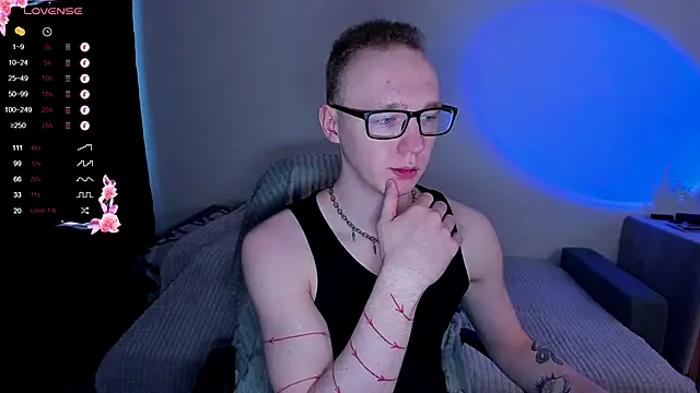 Alex silents online show from November 20, 2025, 4:23 am