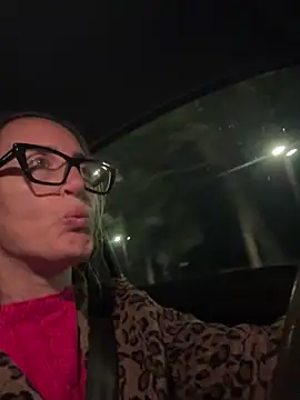 casalinga88 online show from November 10, 2025, 7:13 pm