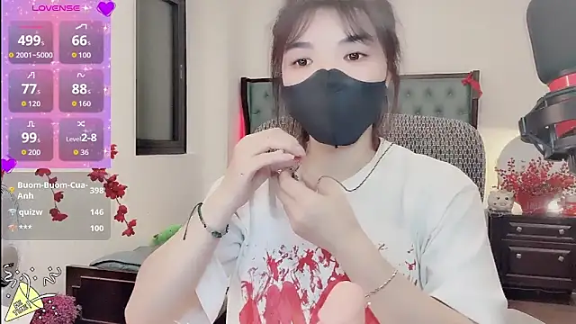 Berrysweet 68 online show from March 22, 2026, 3:04 pm