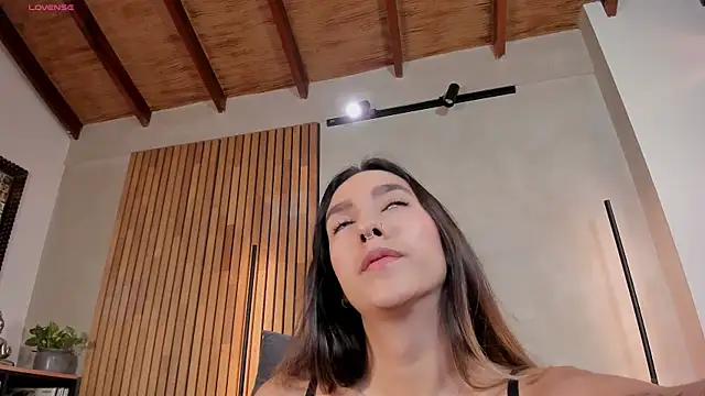 Snapshot of honeyhot69__ chatting on January 6, 2026, 12:09 pm honeyhot69 online show from January 6, 2026, 12:09 pm