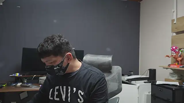 Snapshot of tokimori chatting on February 2, 2025, 12:46 pm tokimori online show from February 2, 2025, 12:46 pm