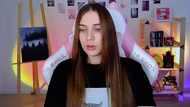 AliceCharmy online show from January 6, 2025, 12:35 pm