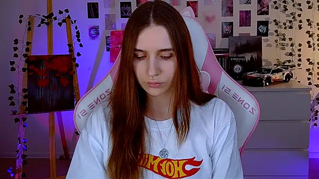 AliceCharmy online show from March 16, 2025, 8:43 pm