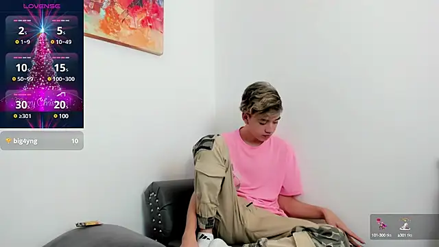 bunny maxi online show from December 24, 2024, 3:47 pm