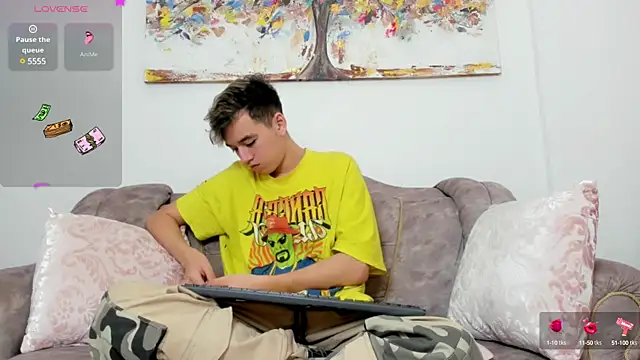 bunny maxi online show from December 28, 2024, 1:49 pm