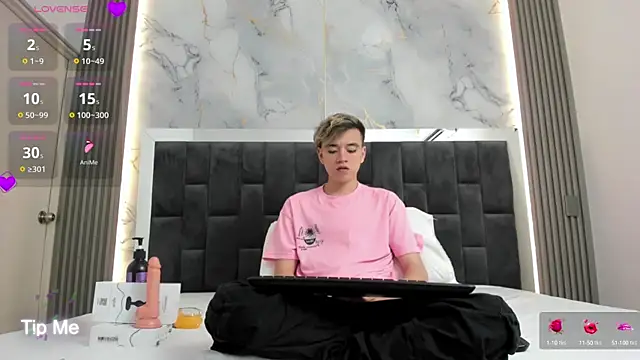 bunny maxi online show from February 9, 2025, 12:30 pm