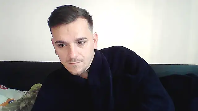 Huge cock22cm online show from October 17, 2025, 5:21 am