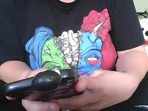 Snapshot of MissKisu chatting on October 5, 2025, 10:35 am MissKisu online show from October 5, 2025, 10:35 am