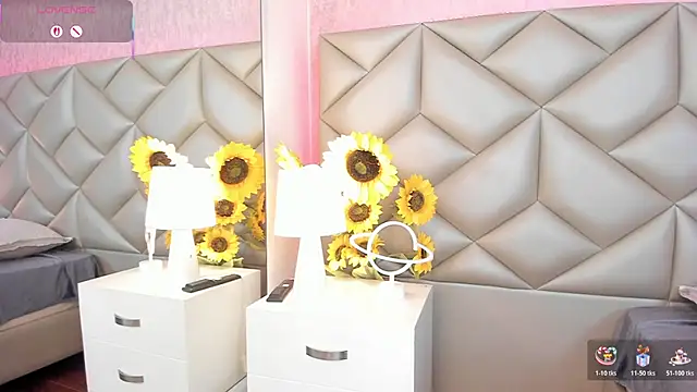 Brenda Garcia online show from December 1, 2025, 8:36 pm