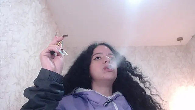 EmmaCowperr online show from January 7, 2025, 3:35 am