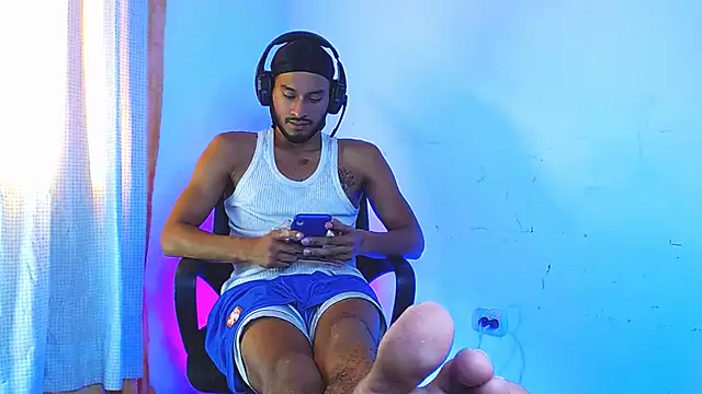 DanteSantoro online show from January 7, 2026, 7:49 pm