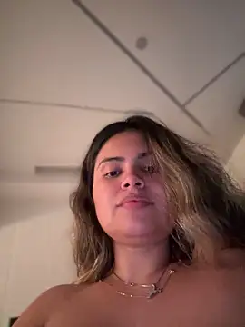 melanny10 online show from December 27, 2024, 4:21 pm