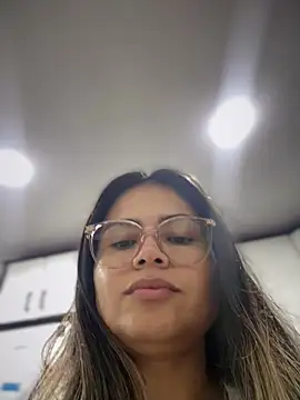 Snapshot of melanny10 chatting on February 1, 2026, 7:18 am melanny10 online show from February 1, 2026, 7:18 am