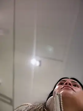 Snapshot of melanny10 chatting on February 6, 2026, 12:08 pm melanny10 online show from February 6, 2026, 12:08 pm