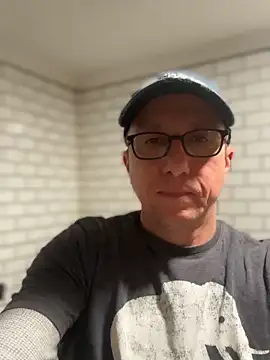 mouser21212 online show from February 21, 2025, 2:38 pm