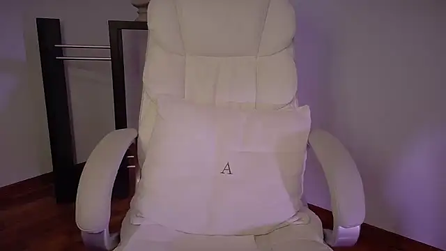 Snapshot of fedebarbie chatting on October 31, 2025, 5:30 am fedebarbie online show from October 31, 2025, 5:30 am