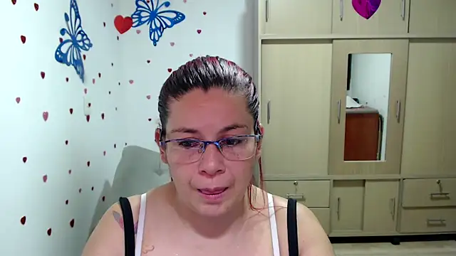 Snapshot of lilisa777 chatting on February 27, 2025, 2:42 am lilisa777 online show from February 27, 2025, 2:42 am