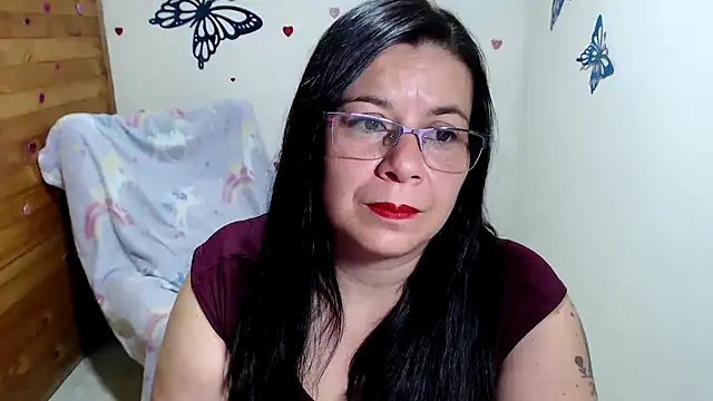 Snapshot of lilisa777 chatting on September 14, 2025, 12:21 am lilisa777 online show from September 14, 2025, 12:21 am
