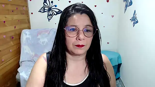 Snapshot of lilisa777 chatting on October 6, 2025, 12:19 am lilisa777 online show from October 6, 2025, 12:19 am