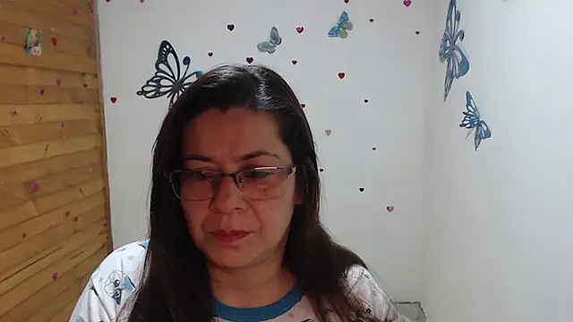 lilisa777 online show from July 7, 2026, 9:02 am