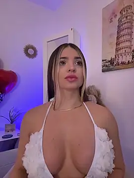 Snapshot of Ashleyjenner_ chatting on February 16, 2026, 12:23 pm Ashleyjenner online show from February 16, 2026, 12:23 pm