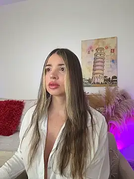 Snapshot of Ashleyjenner_ chatting on February 20, 2026, 12:05 pm Ashleyjenner online show from February 20, 2026, 12:05 pm