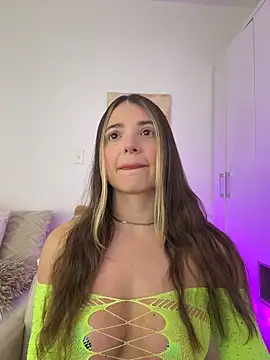 Snapshot of Ashleyjenner_ chatting on February 24, 2026, 12:03 pm Ashleyjenner online show from February 24, 2026, 12:03 pm