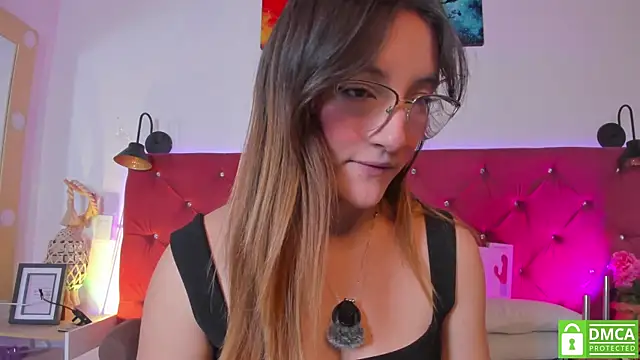 Ruth harvey  online show from April 13, 2026, 2:11 pm