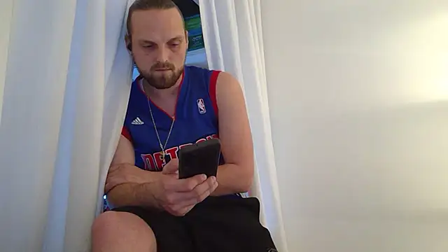 VitaminmanFL online show from February 9, 2025, 8:45 pm