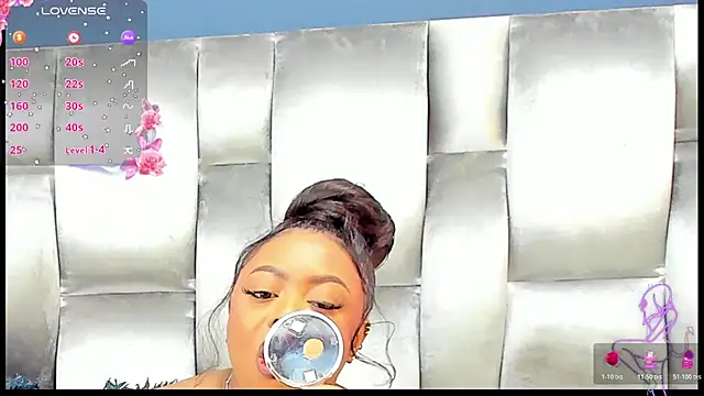 CamilaBenitez online show from February 20, 2026, 11:54 am