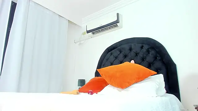 Snapshot of Alex_Keit chatting on February 20, 2026, 9:37 pm Alex Keit online show from February 20, 2026, 9:37 pm