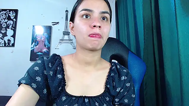 Snapshot of Ariel_Zeo1 chatting on February 27, 2025, 7:04 pm Ariel Zeo1 online show from February 27, 2025, 7:04 pm