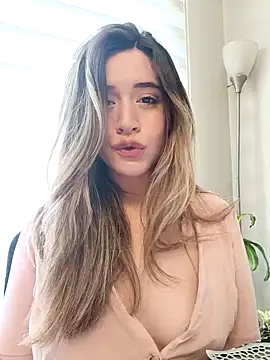 maliciaworld online show from February 6, 2025, 5:09 pm