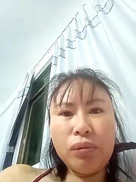xiaoxuer online show from May 10, 2026, 9:53 pm