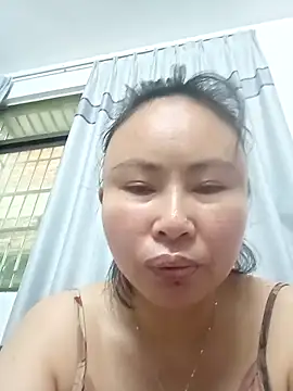 xiaoxuer online show from May 16, 2026, 3:14 am