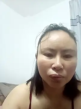 xiaoxuer online show from May 20, 2026, 3:34 am