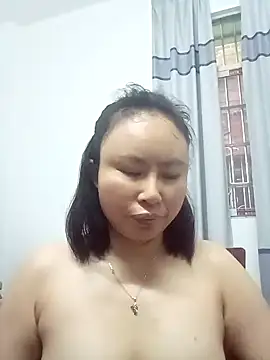 xiaoxuer online show from May 24, 2026, 3:22 am
