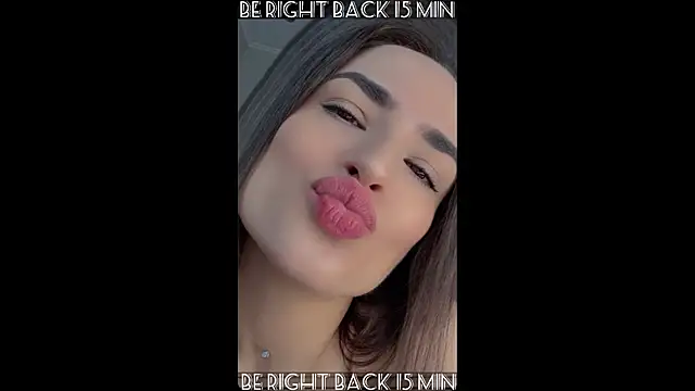 Snapshot of Camilla__one__ chatting on November 12, 2025, 1:28 am Camilla one online show from November 12, 2025, 1:28 am