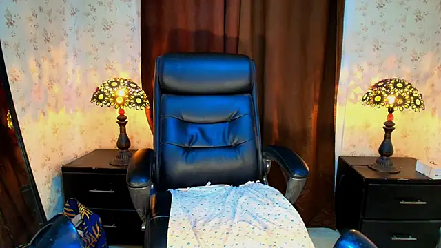 Snapshot of jewellzafiro chatting on March 26, 2026, 4:45 pm jewellzafiro online show from March 26, 2026, 4:45 pm