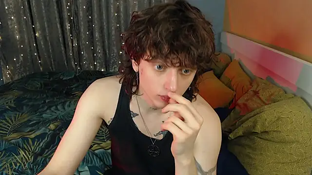 Snapshot of axxxturel chatting on January 6, 2026, 11:07 pm axxxturel online show from January 6, 2026, 11:07 pm