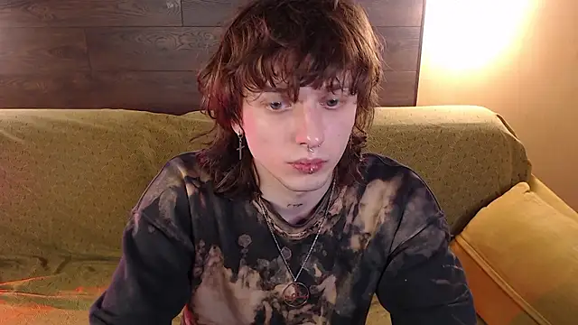 Snapshot of axxxturel chatting on February 4, 2026, 2:23 pm axxxturel online show from February 4, 2026, 2:23 pm