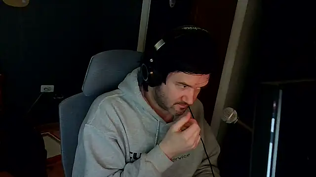 Snapshot of Stix_Zadinia chatting on February 12, 2026, 9:54 pm Stix Zadinia online show from February 12, 2026, 9:54 pm