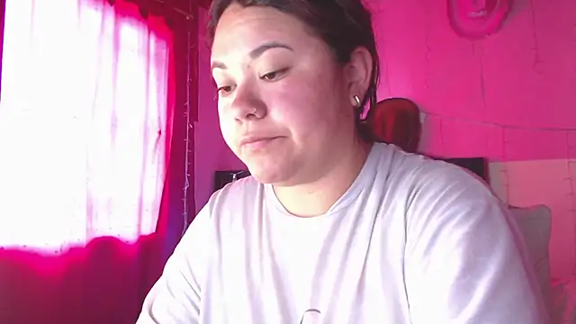 NikkiRous  online show from March 24, 2026, 3:39 pm